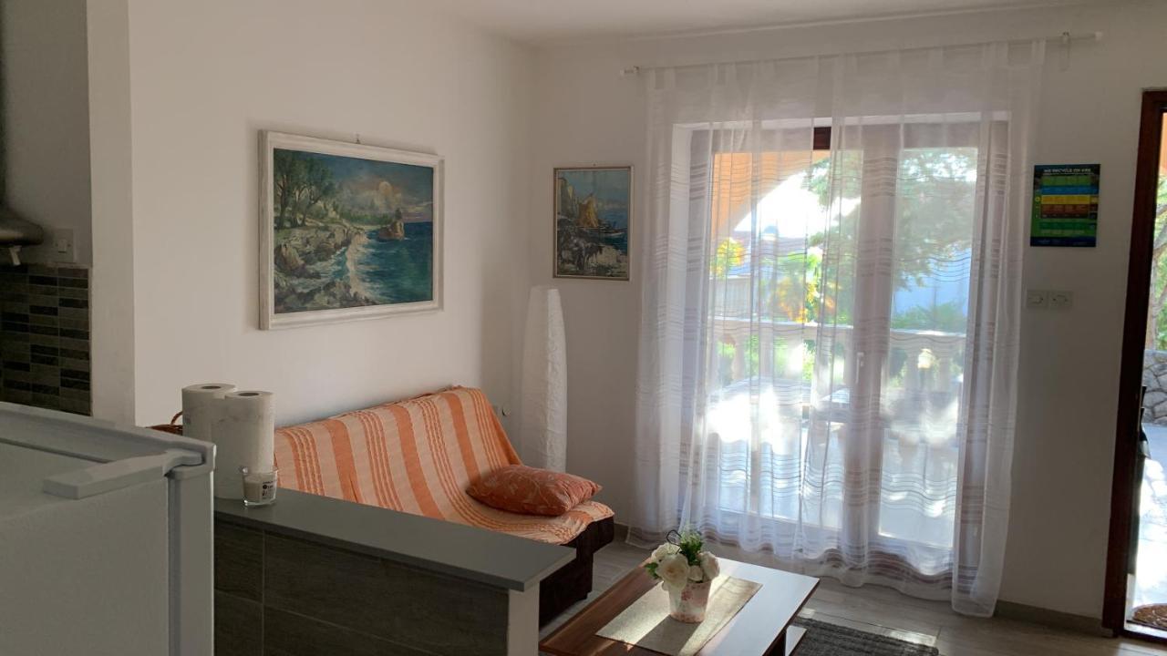 Apartments Toni-Малинска Екстериор снимка