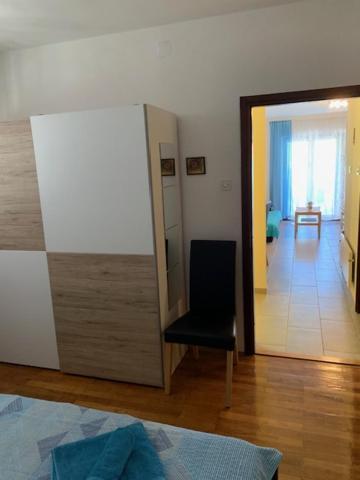 Apartments Toni-Малинска Екстериор снимка