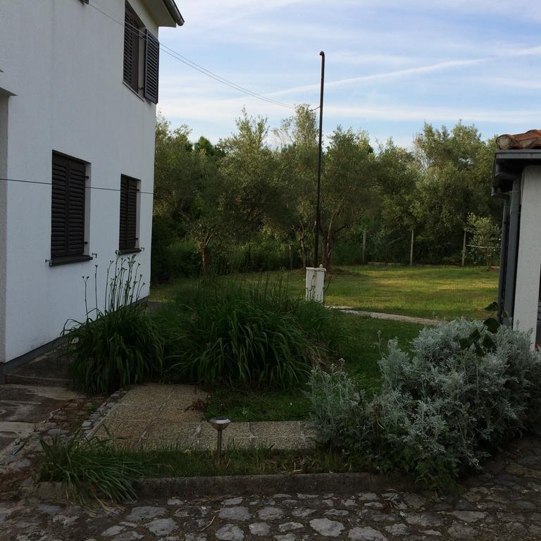 Apartments Toni-Малинска Екстериор снимка