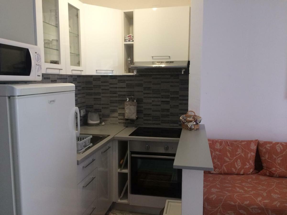 Apartments Toni-Малинска Екстериор снимка